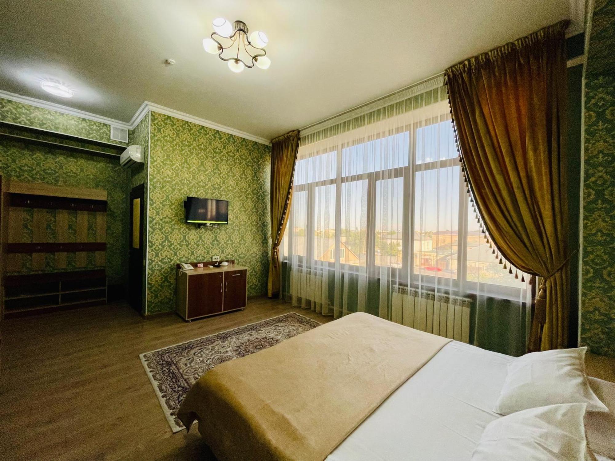 Dostyk Hotell Kyzylorda Exteriör bild