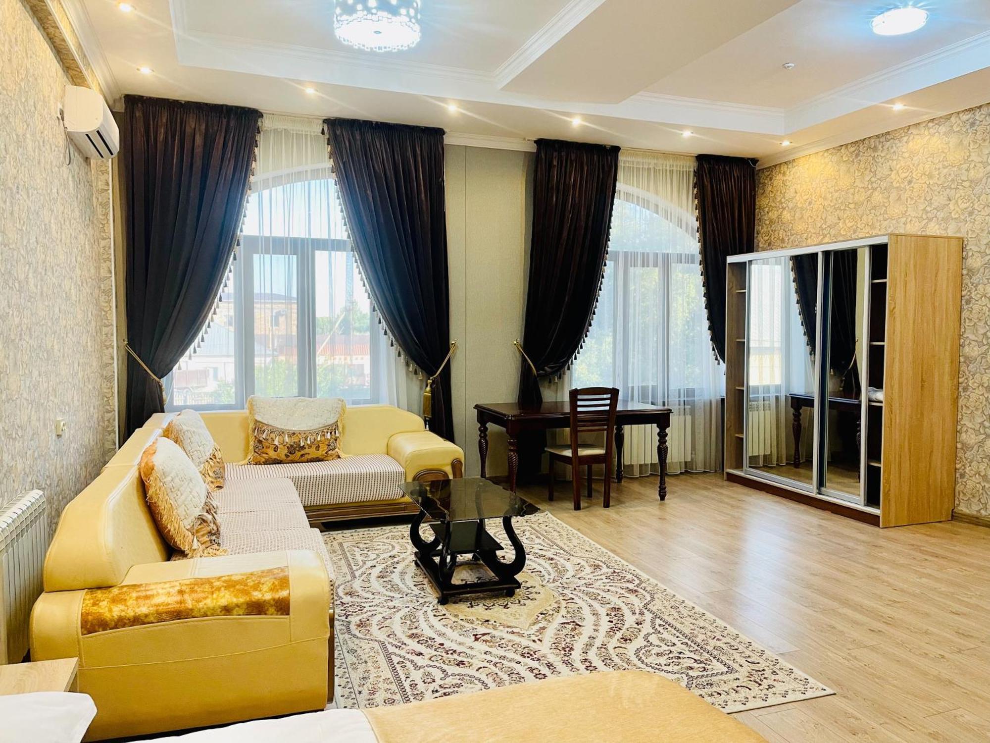 Dostyk Hotell Kyzylorda Exteriör bild