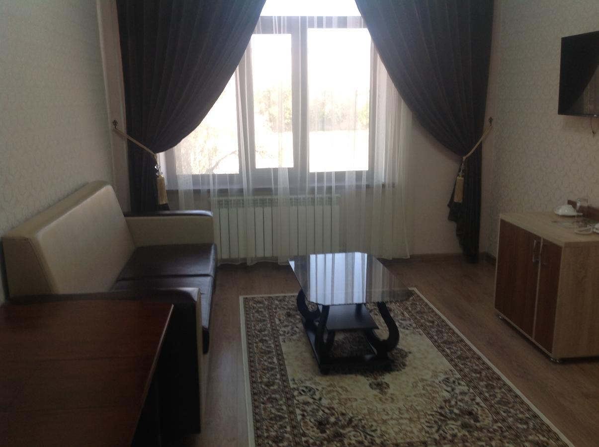 Dostyk Hotell Kyzylorda Exteriör bild