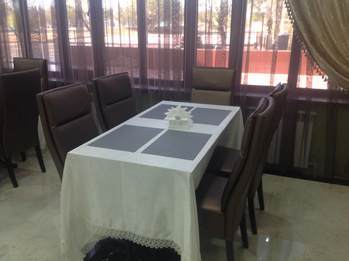 Dostyk Hotell Kyzylorda Exteriör bild